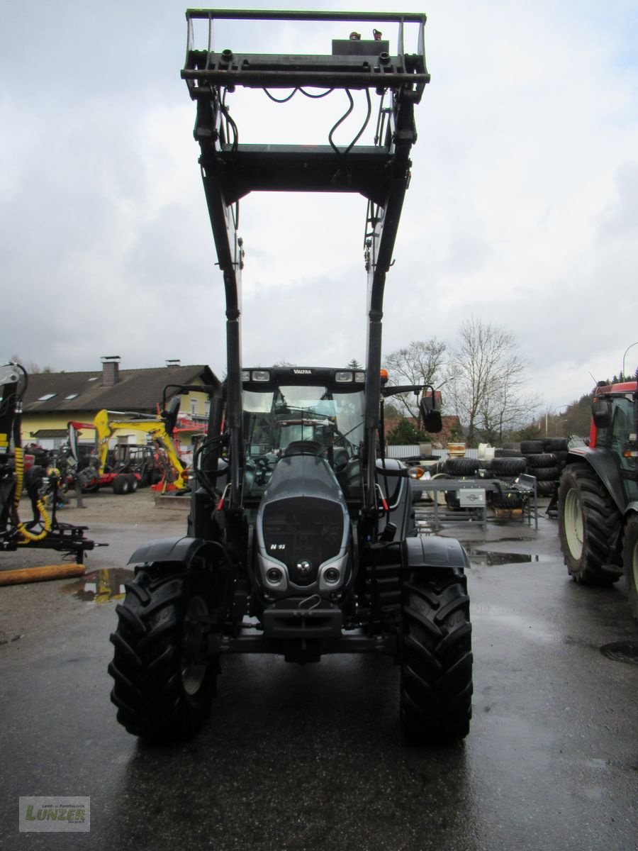 Traktor Türe ait Valtra N 93 HiTech5, Gebrauchtmaschine içinde Kaumberg (resim 9)
