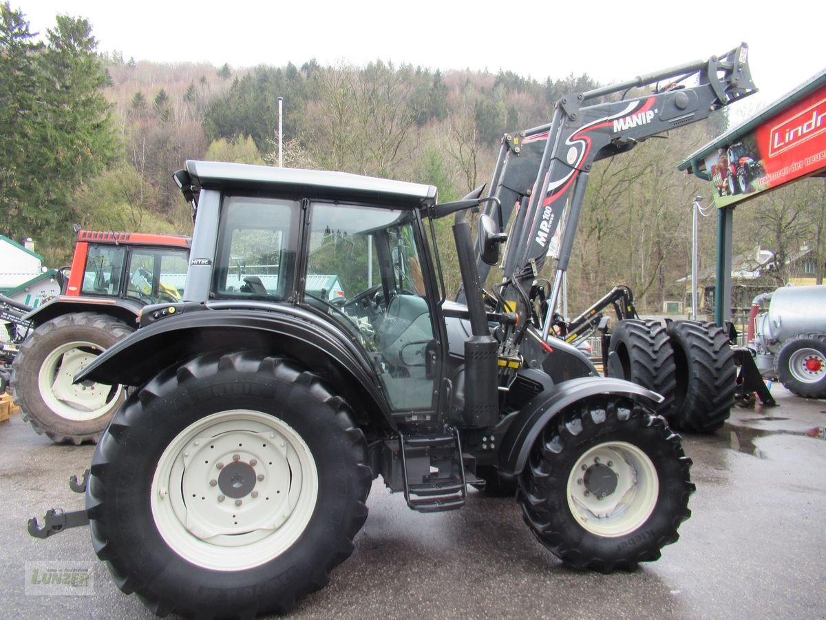 Traktor Türe ait Valtra N 93 HiTech5, Gebrauchtmaschine içinde Kaumberg (resim 10)