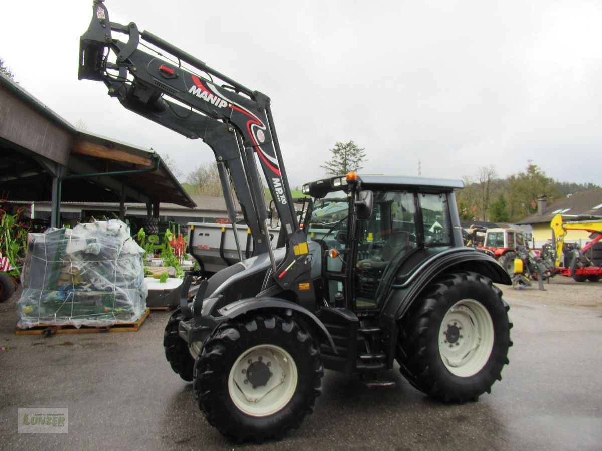 Traktor Türe ait Valtra N 93 HiTech5, Gebrauchtmaschine içinde Kaumberg (resim 8)