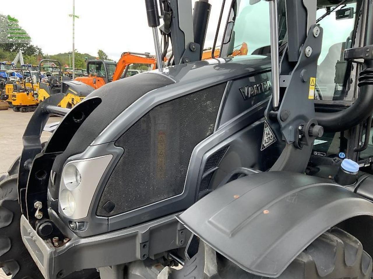 Traktor tipa Valtra n103 hi tech (st23719), Gebrauchtmaschine u SHAFTESBURY (Slika 17)