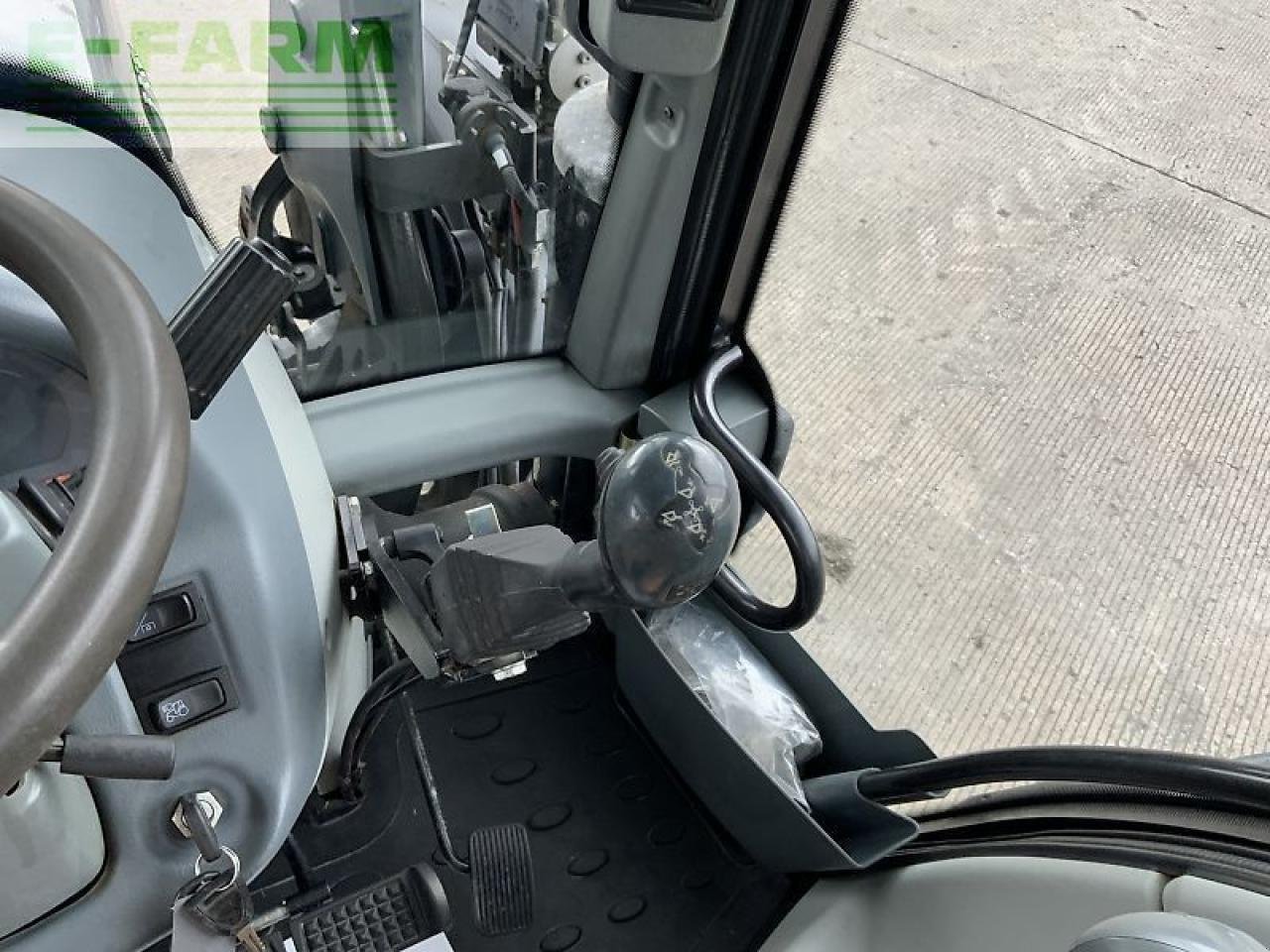 Traktor tipa Valtra n103 hi tech (st23719), Gebrauchtmaschine u SHAFTESBURY (Slika 24)