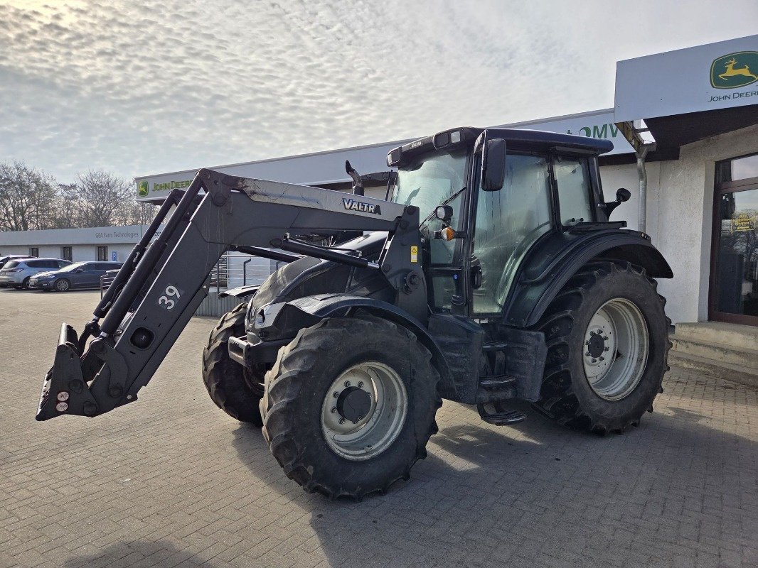 Traktor za tip Valtra N103, Gebrauchtmaschine u Neubrandenburg (Slika 1)