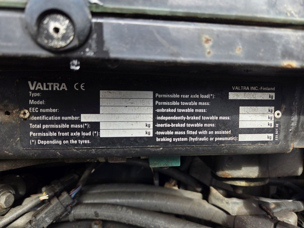 Traktor za tip Valtra N103, Gebrauchtmaschine u Neubrandenburg (Slika 12)
