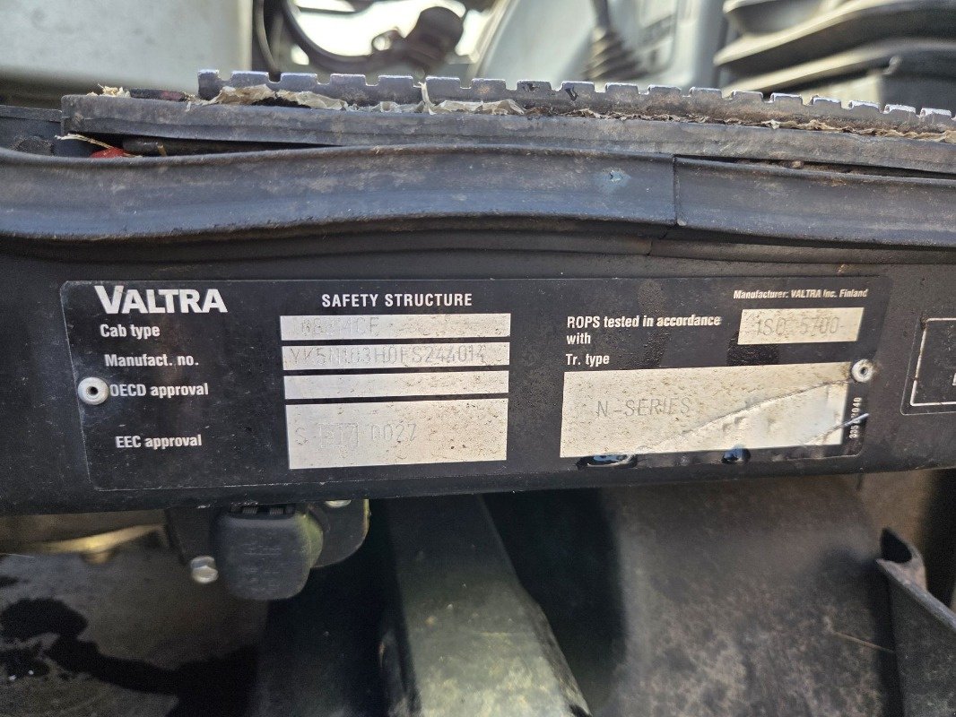 Traktor za tip Valtra N103, Gebrauchtmaschine u Neubrandenburg (Slika 20)