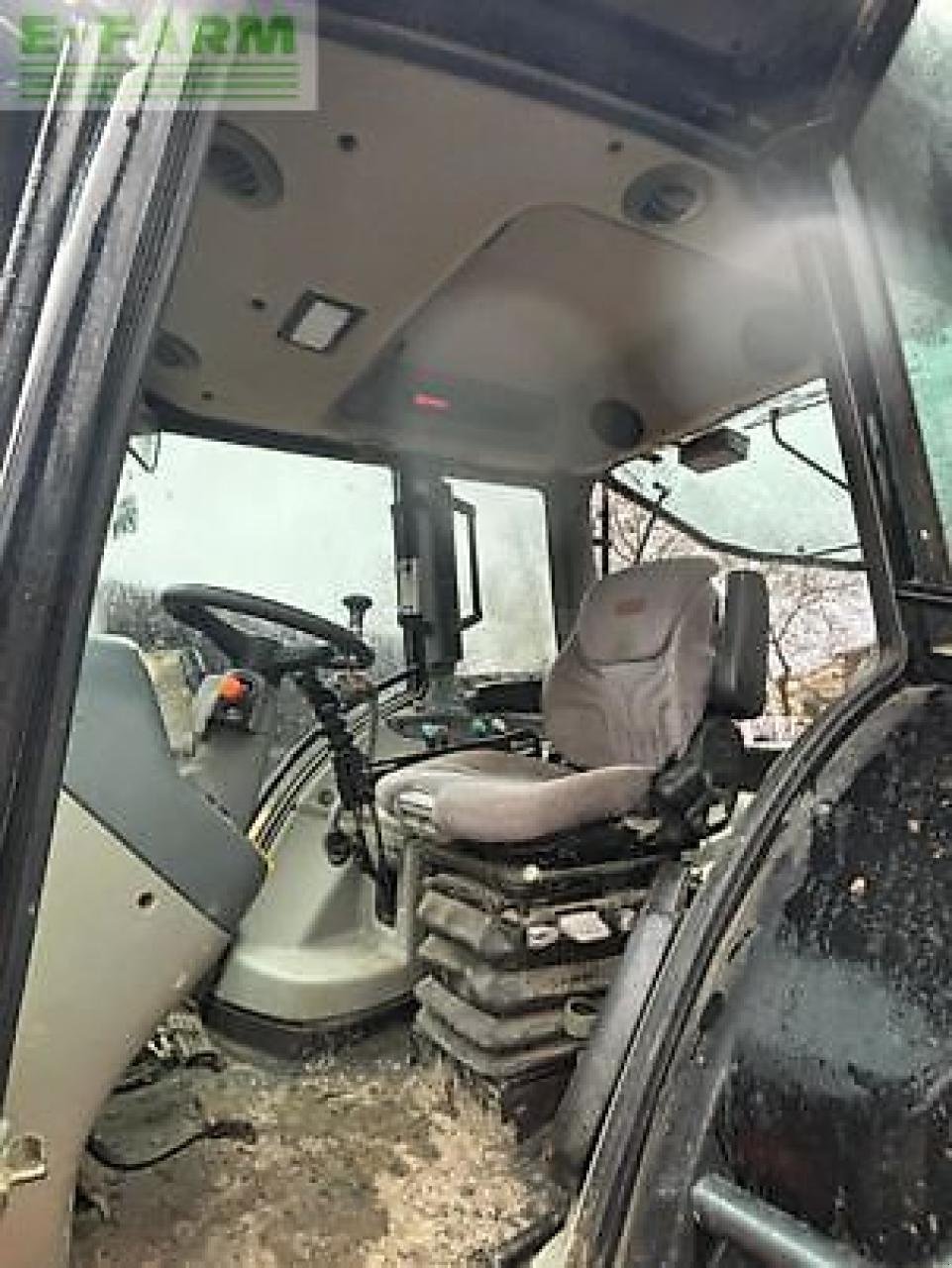 Traktor du type Valtra n103h5, Gebrauchtmaschine en MONFERRAN (Photo 8)