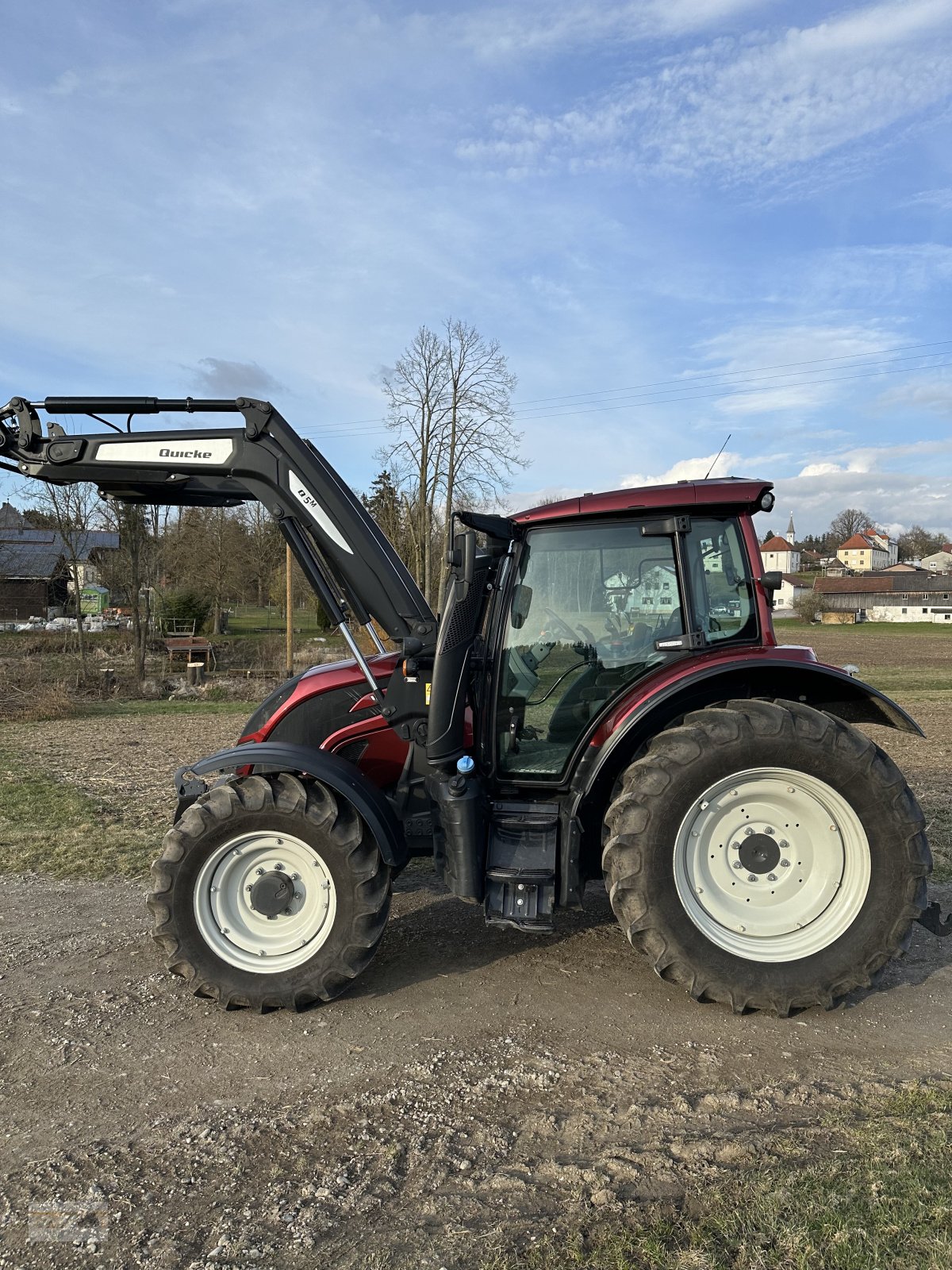 Traktor des Typs Valtra N104 H, Gebrauchtmaschine in Neumarkt St. Veit (Bild 1)