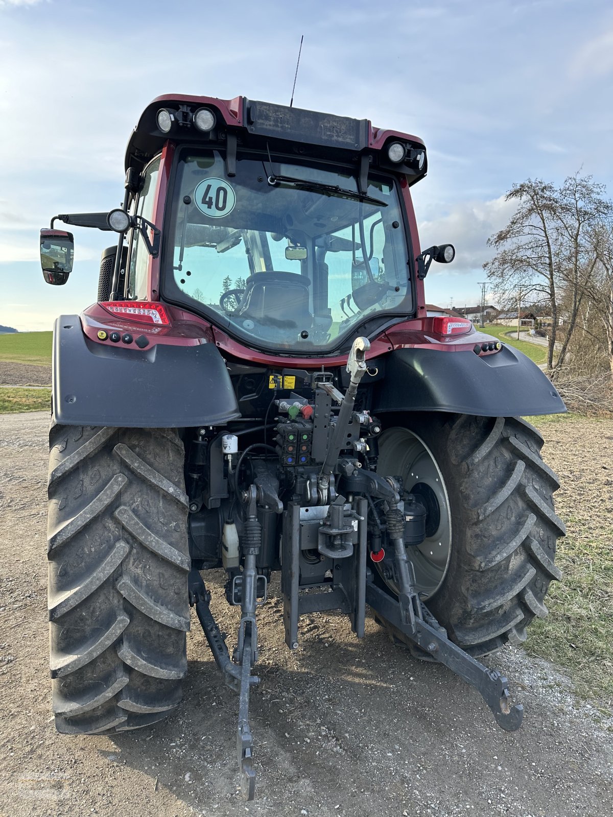 Traktor des Typs Valtra N104 H, Gebrauchtmaschine in Neumarkt St. Veit (Bild 6)