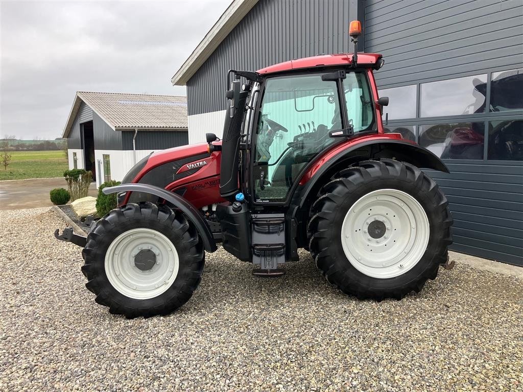 Traktor des Typs Valtra N104 H5, Gebrauchtmaschine in Thorsø (Bild 2)