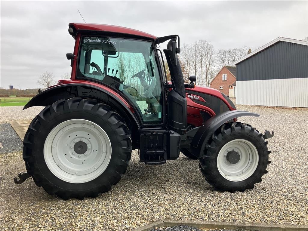 Traktor des Typs Valtra N104 H5, Gebrauchtmaschine in Thorsø (Bild 8)