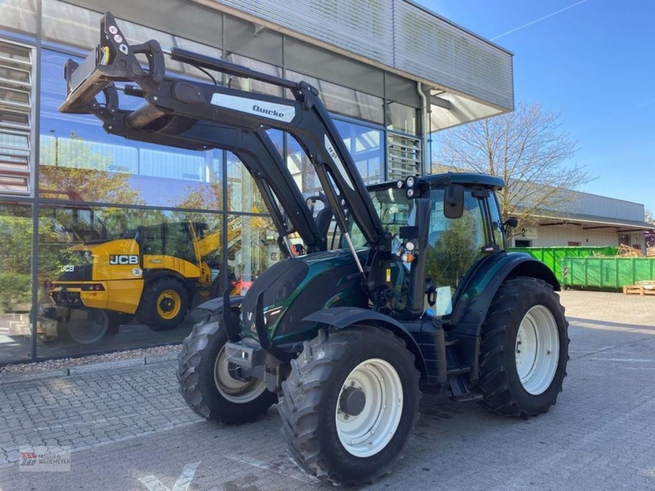 Traktor des Typs Valtra N104 MIT QUICKE FRONTALDER, Gebrauchtmaschine in Oyten (Bild 1)
