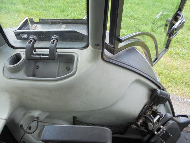 Traktor des Typs Valtra N104, Gebrauchtmaschine in Domdidier (Bild 9)