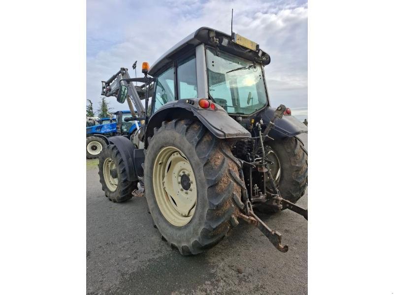 Traktor типа Valtra N111, Gebrauchtmaschine в ANTIGNY (Фотография 8)