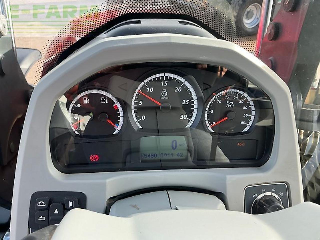 Traktor of the type Valtra n114 hi tech tractor (st25634), Gebrauchtmaschine in SHAFTESBURY (Picture 23)