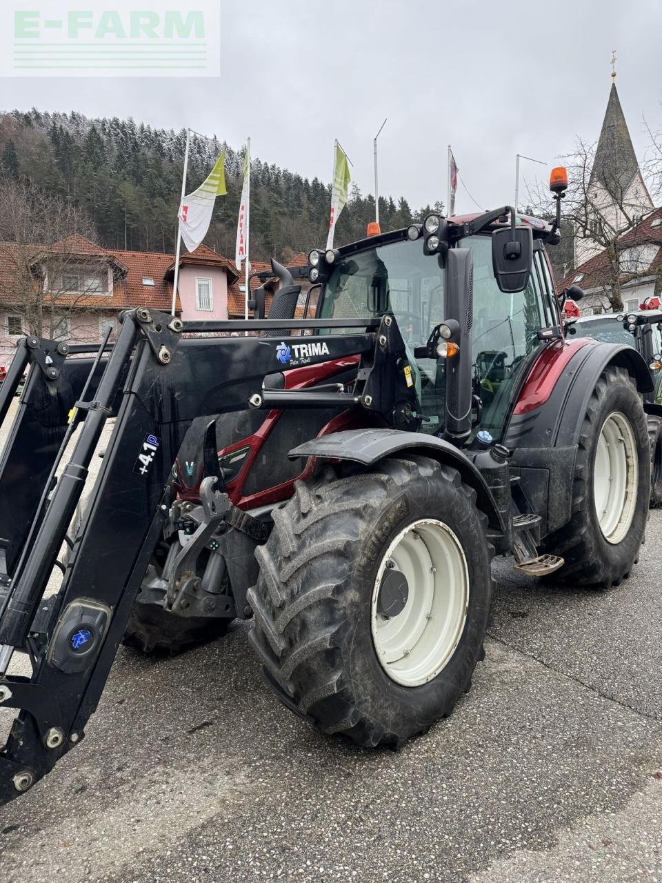 Traktor du type Valtra n114e hitech HiTech, Gebrauchtmaschine en RUDEN (Photo 1)