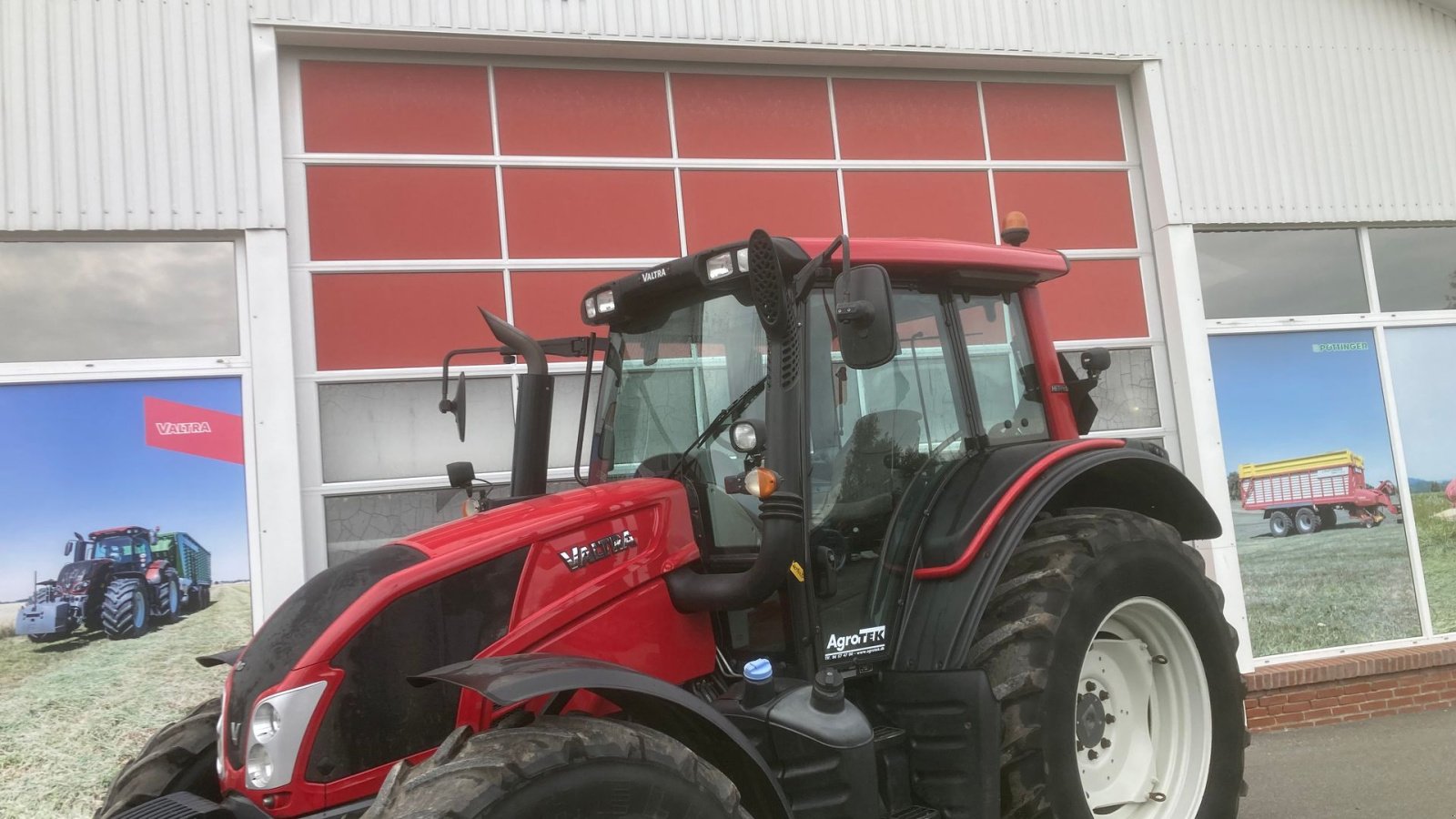 Traktor типа Valtra N123 H5, Gebrauchtmaschine в Hobro (Фотография 6)