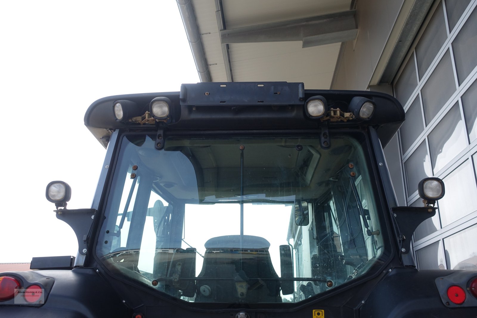 Traktor of the type Valtra N123 HiTech, Gebrauchtmaschine in Tapfheim (Picture 3)