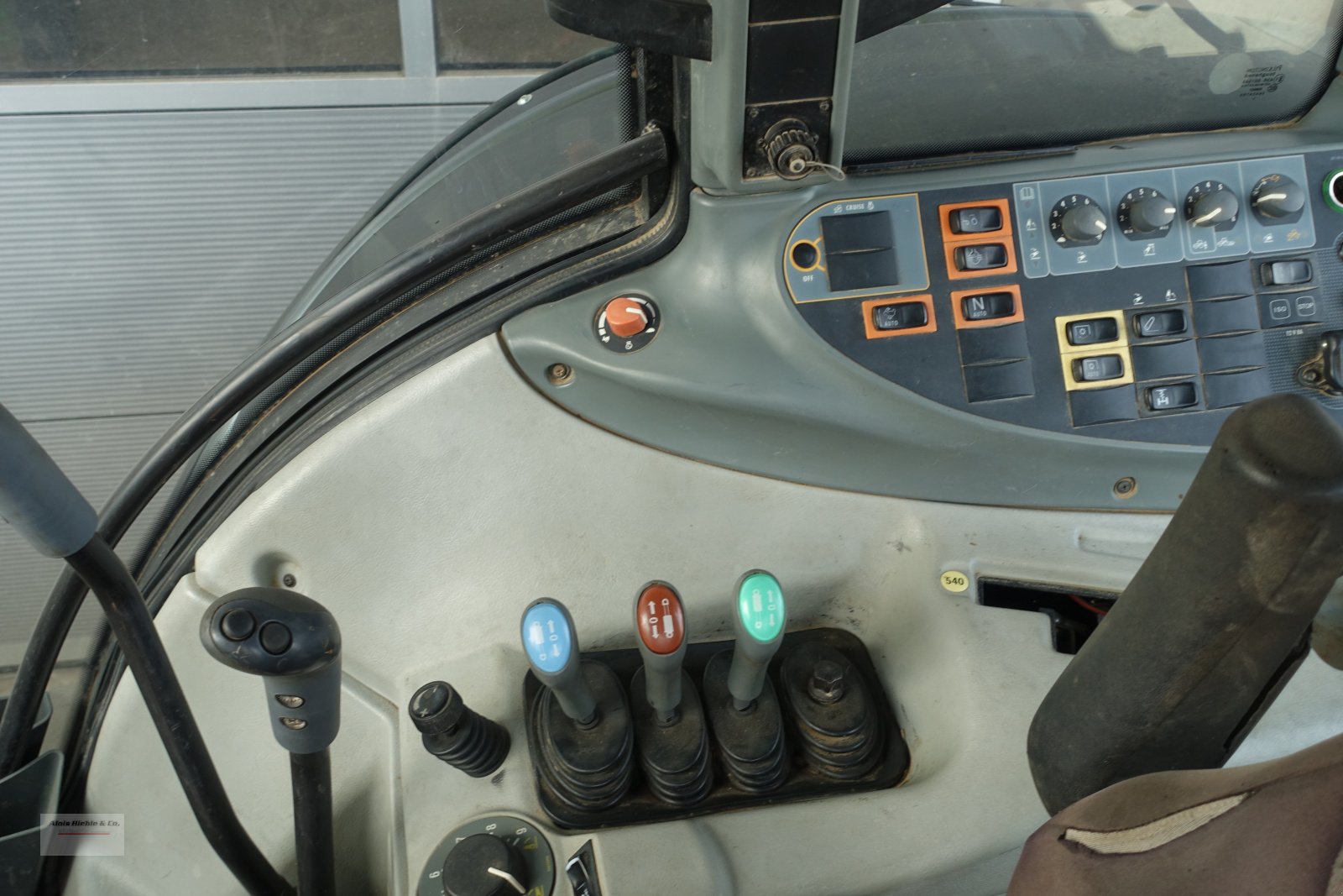 Traktor of the type Valtra N123 HiTech, Gebrauchtmaschine in Tapfheim (Picture 9)