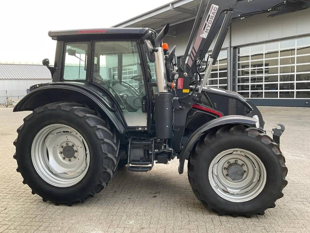 Traktor типа Valtra N123 Hitech5, Voorlader, FH+PTO, unlimited, Gebrauchtmaschine в Marknesse (Фотография 10)