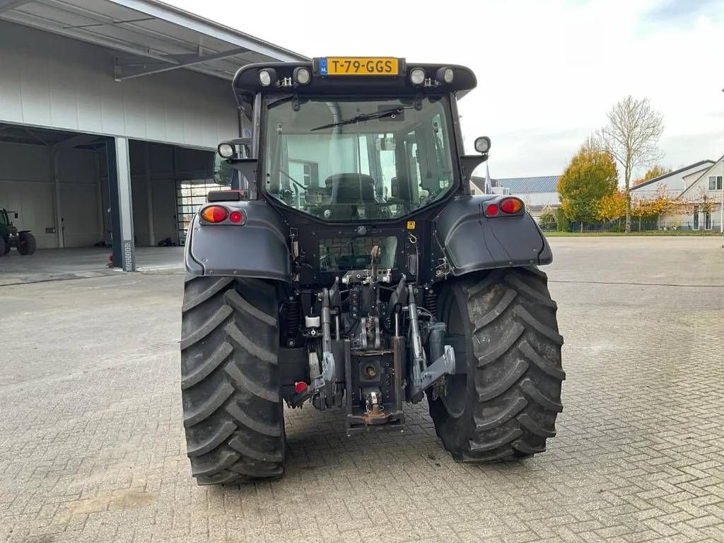 Traktor типа Valtra N123 Hitech5, Voorlader, FH+PTO, unlimited, Gebrauchtmaschine в Marknesse (Фотография 11)