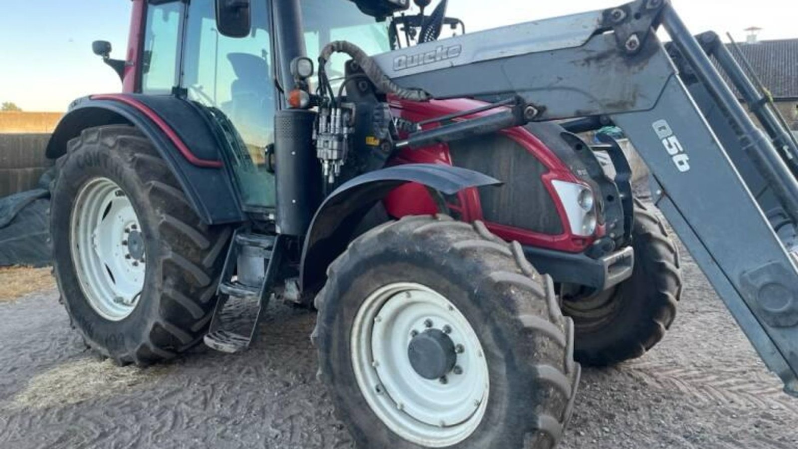 Traktor del tipo Valtra N123, Gebrauchtmaschine In Haderslev (Immagine 4)