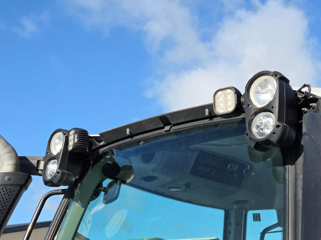 Traktor typu Valtra N124 Hitech H5, Gebrauchtmaschine v ATHIS (Obrázek 9)