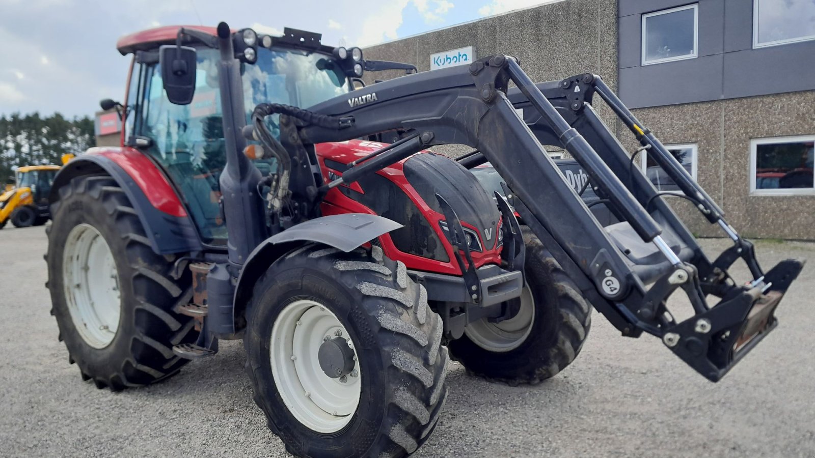 Traktor des Typs Valtra N124H5, Gebrauchtmaschine in Gudbjerg (Bild 5)