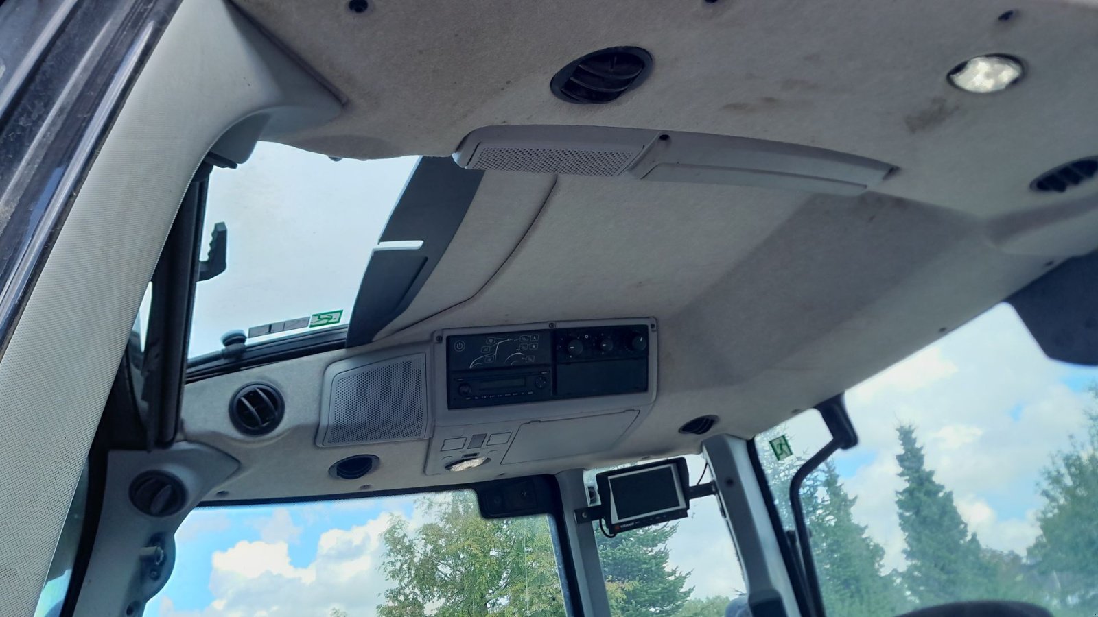 Traktor des Typs Valtra N124H5, Gebrauchtmaschine in Gudbjerg (Bild 8)