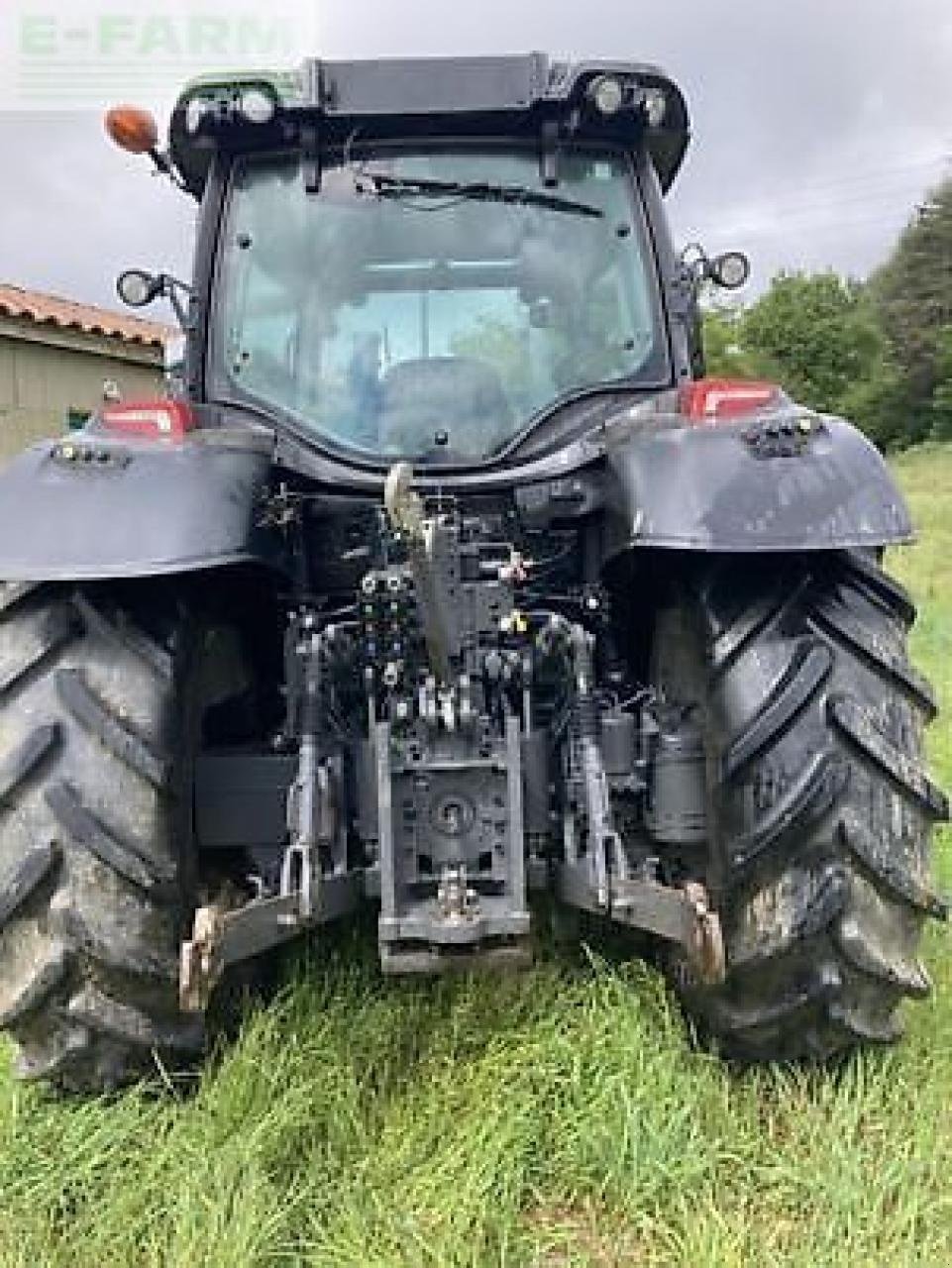 Traktor του τύπου Valtra n134 active Active, Gebrauchtmaschine σε MONFERRAN (Φωτογραφία 5)