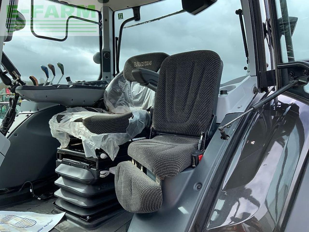 Traktor του τύπου Valtra n134 active tractor (st26110), Gebrauchtmaschine σε SHAFTESBURY (Φωτογραφία 18)