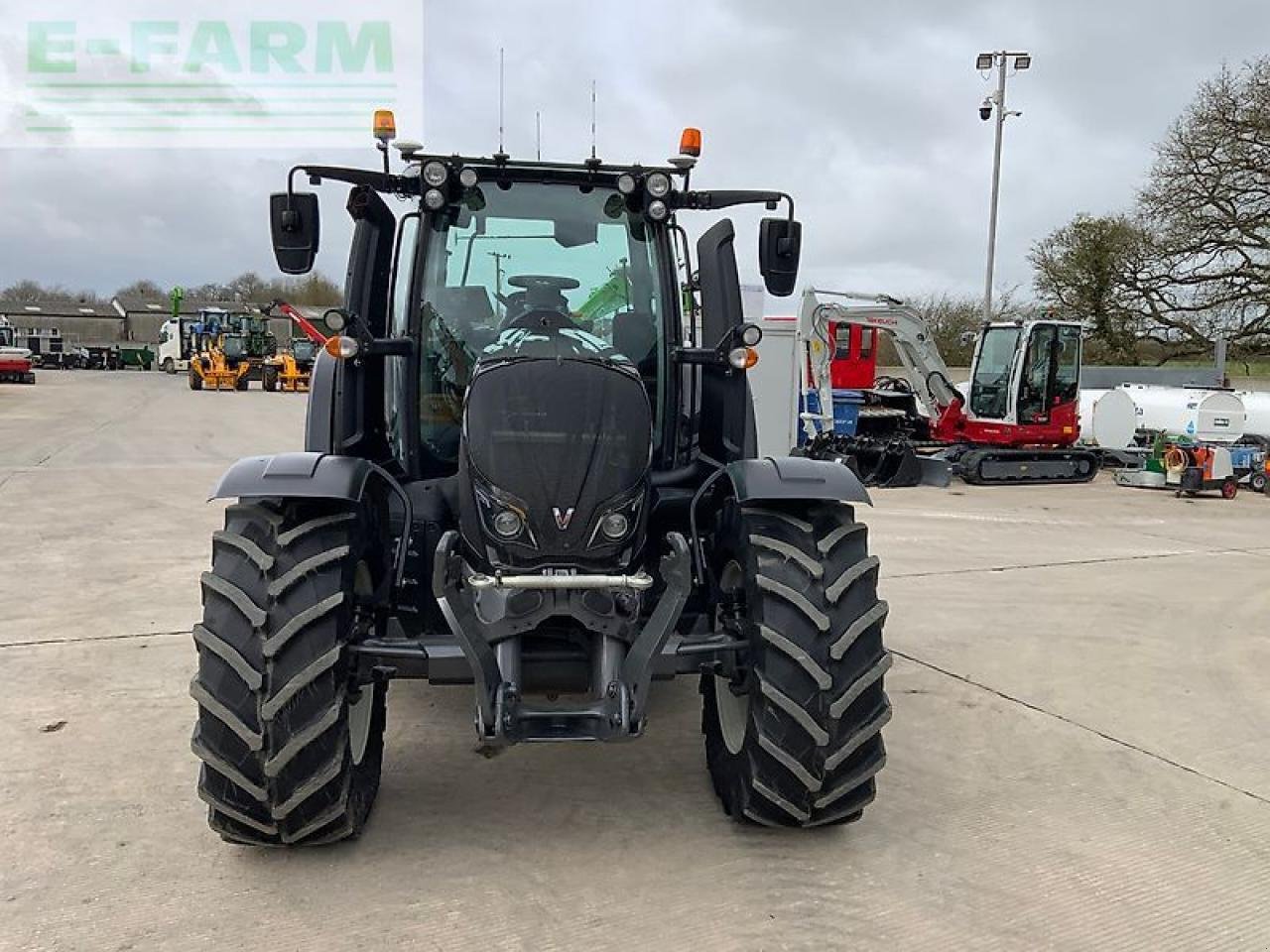 Traktor del tipo Valtra n134 active tractor (st26110), Gebrauchtmaschine en SHAFTESBURY (Imagen 3)