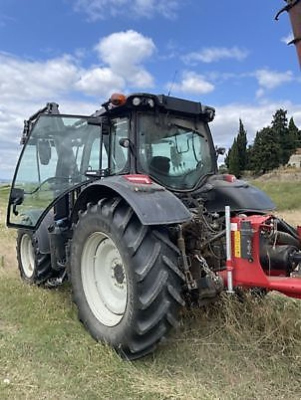 Traktor от тип Valtra N134 ACTIVE, Gebrauchtmaschine в Carcassonne (Снимка 7)
