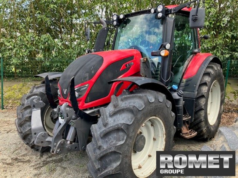 Traktor za tip Valtra N134 D, Gebrauchtmaschine u Gennes sur glaize (Slika 1)