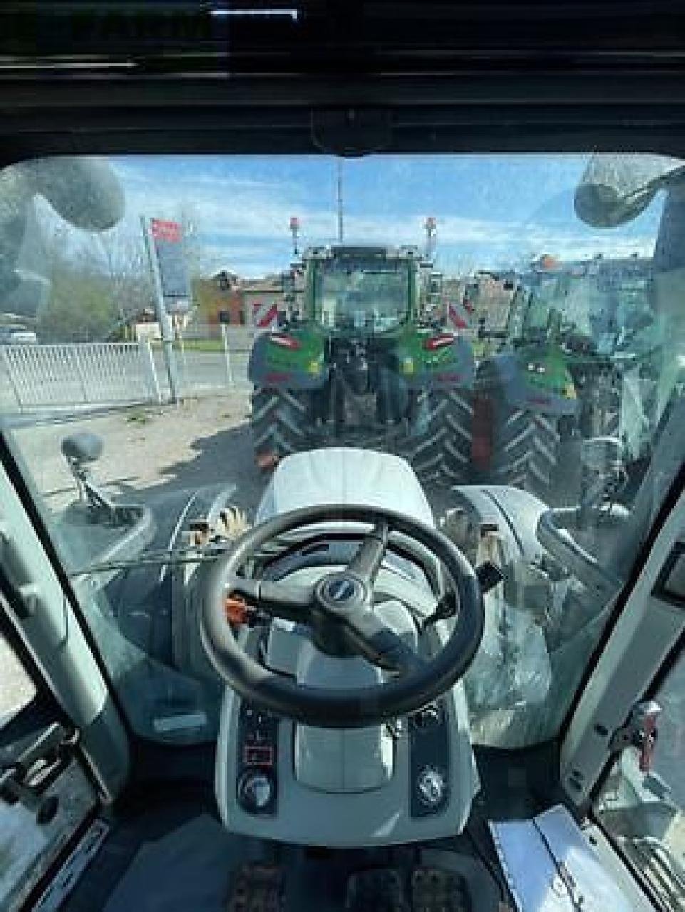 Traktor типа Valtra n134 h5, Gebrauchtmaschine в MONFERRAN (Фотография 10)