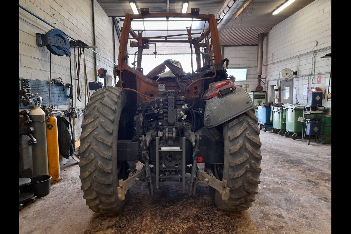 Traktor типа Valtra N134, Gebrauchtmaschine в Viborg (Фотография 4)