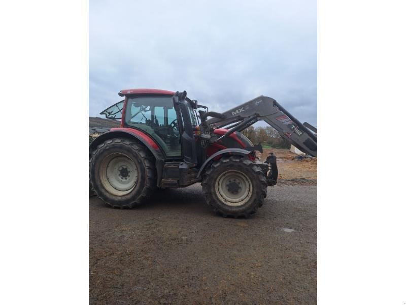 Traktor des Typs Valtra N134, Gebrauchtmaschine in ANTIGNY (Bild 4)
