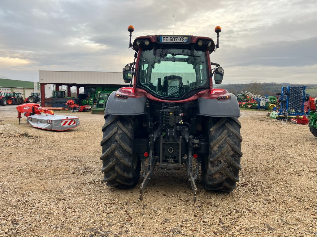 Traktor des Typs Valtra N134, Gebrauchtmaschine in VIRECOURT (Bild 7)