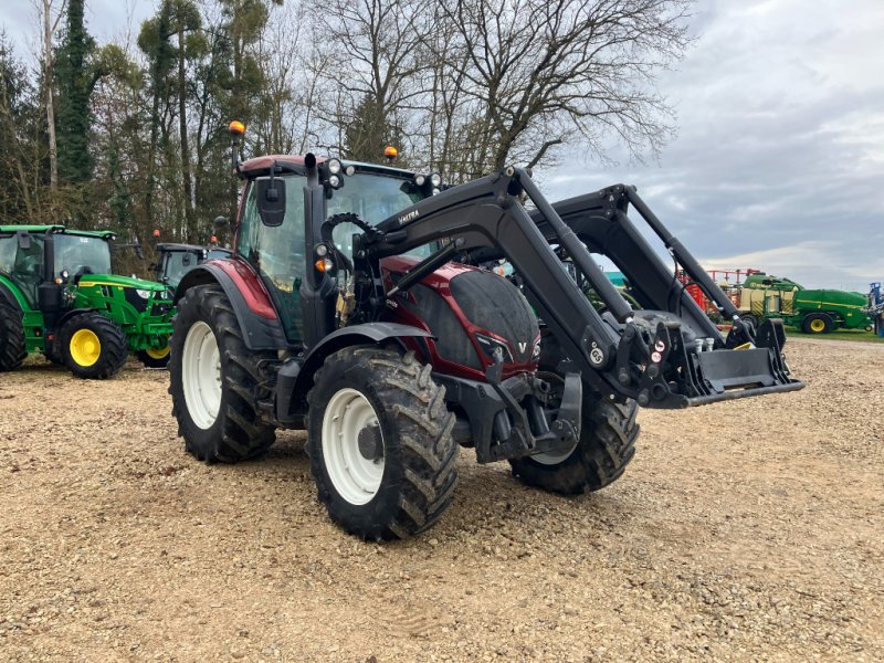 Traktor des Typs Valtra N134, Gebrauchtmaschine in VIRECOURT (Bild 1)