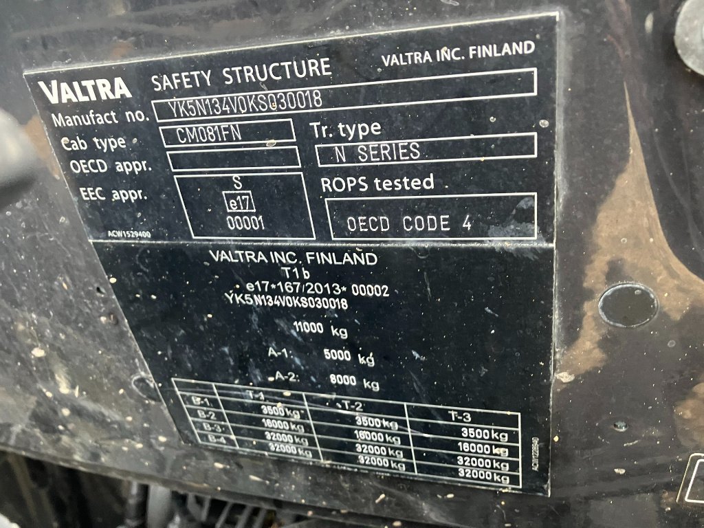 Traktor des Typs Valtra N134, Gebrauchtmaschine in VIRECOURT (Bild 11)