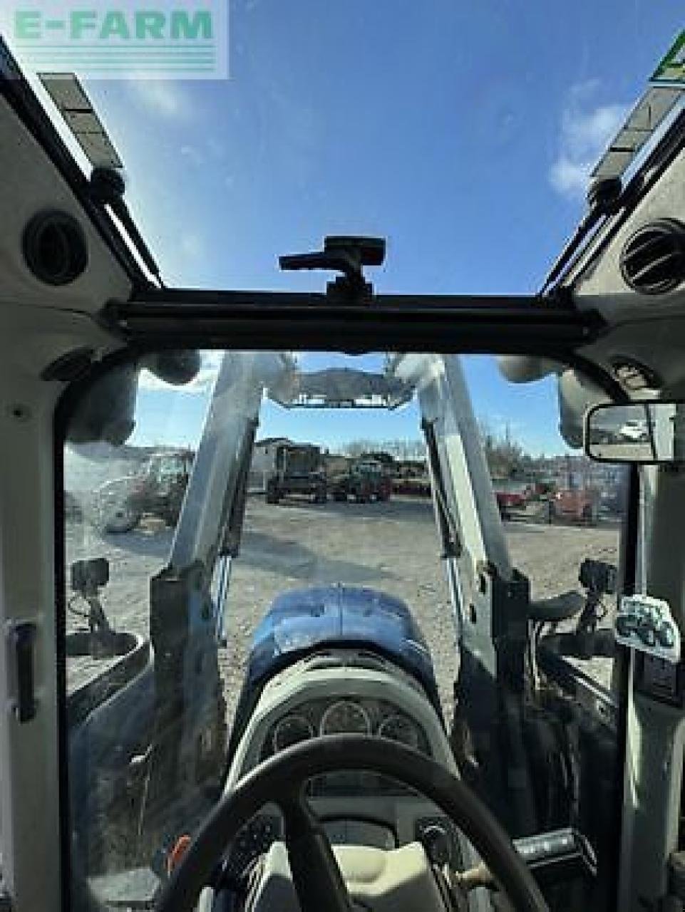 Traktor typu Valtra n134a, Gebrauchtmaschine v MONFERRAN (Obrázek 8)