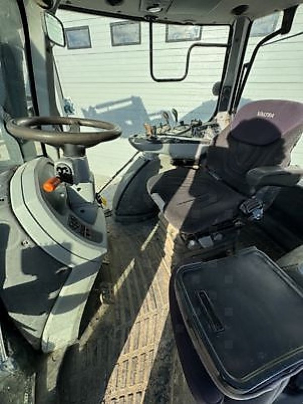 Traktor des Typs Valtra N134A, Gebrauchtmaschine in Revel (Bild 6)