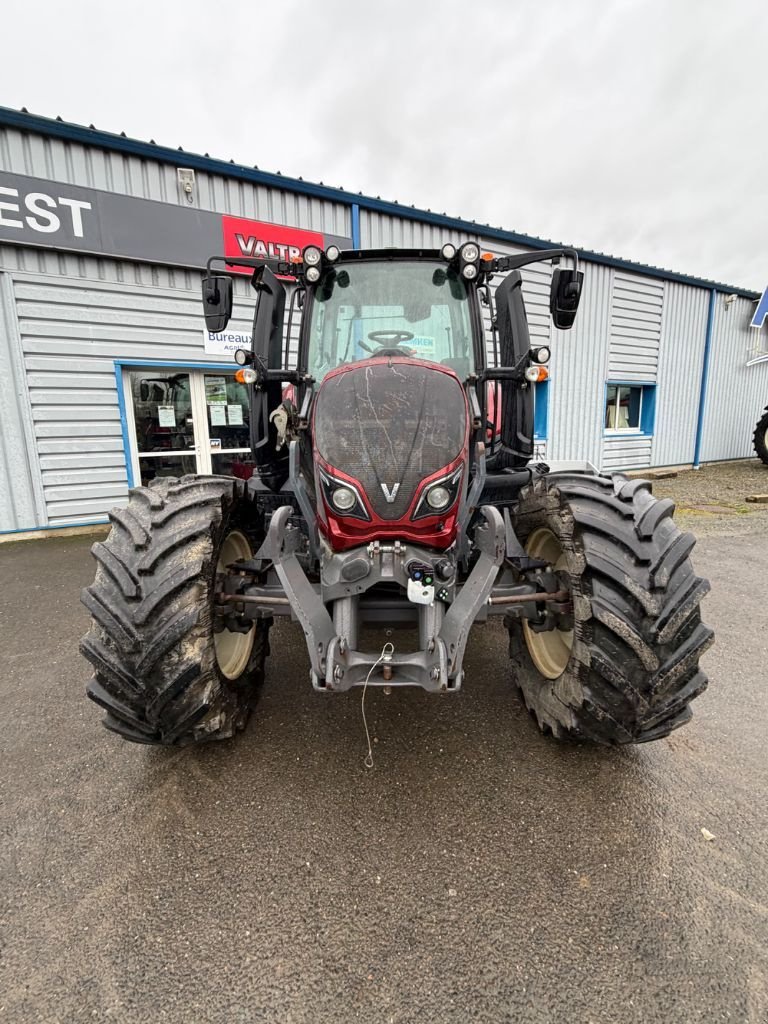 Traktor vrste Valtra N134A, Gebrauchtmaschine v Combourg (Slika 2)