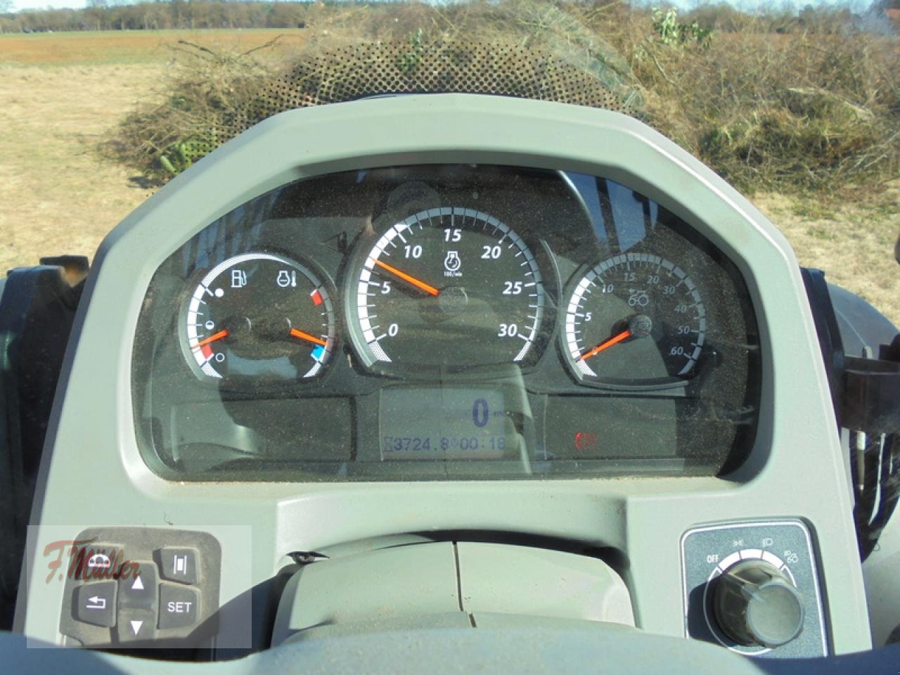 Traktor типа Valtra N134A, Gebrauchtmaschine в Taaken (Фотография 5)