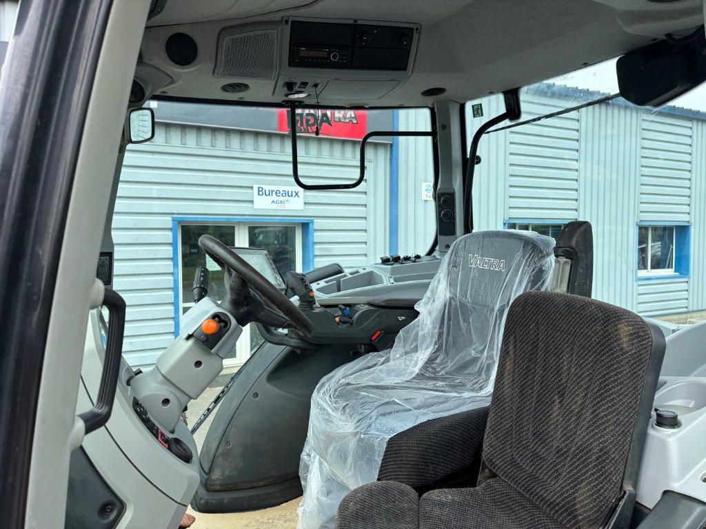 Traktor tipa Valtra N134D, Gebrauchtmaschine u Combourg (Slika 5)