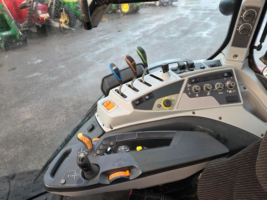 Traktor типа Valtra N135 ACTIVE, Gebrauchtmaschine в ATHIS (Фотография 9)