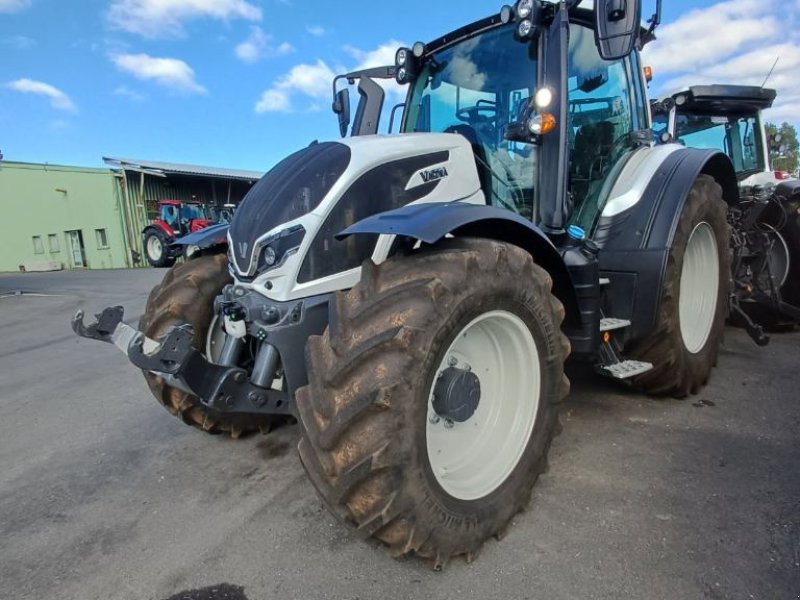 Traktor typu Valtra N135 ACTIVE, Gebrauchtmaschine w LACAPELLE-MARIVAL (Zdjęcie 1)