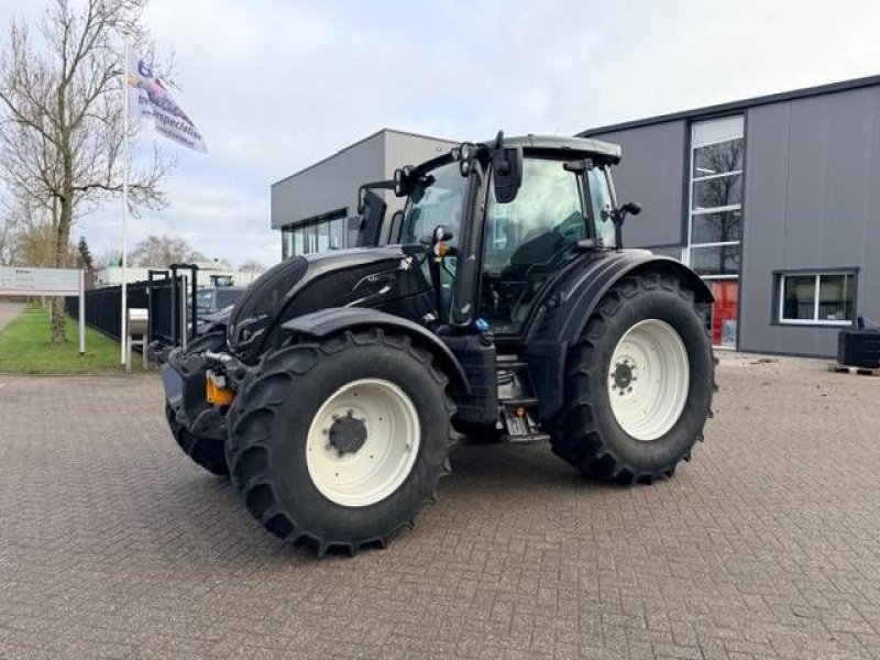 Traktor of the type Valtra N135 Direct Smart Touch, Gebrauchtmaschine in Marknesse