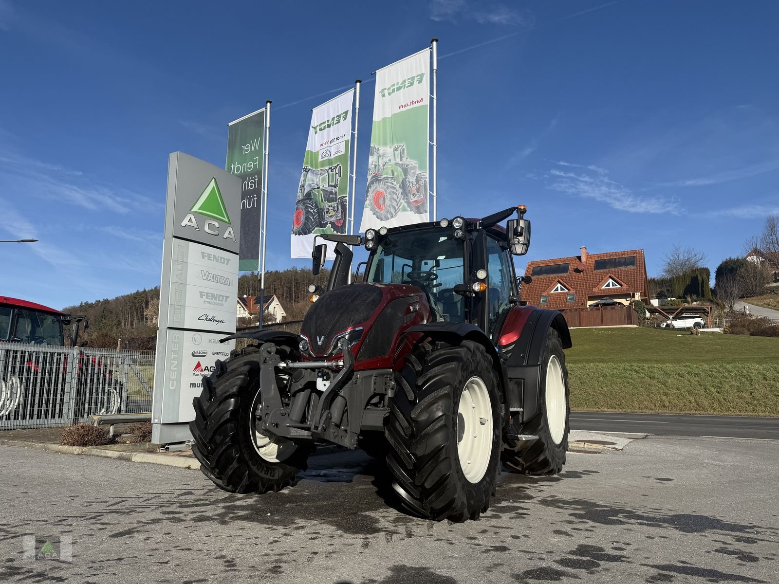 Traktor типа Valtra N135 Direct, Neumaschine в Markt Hartmannsdorf (Фотография 1)