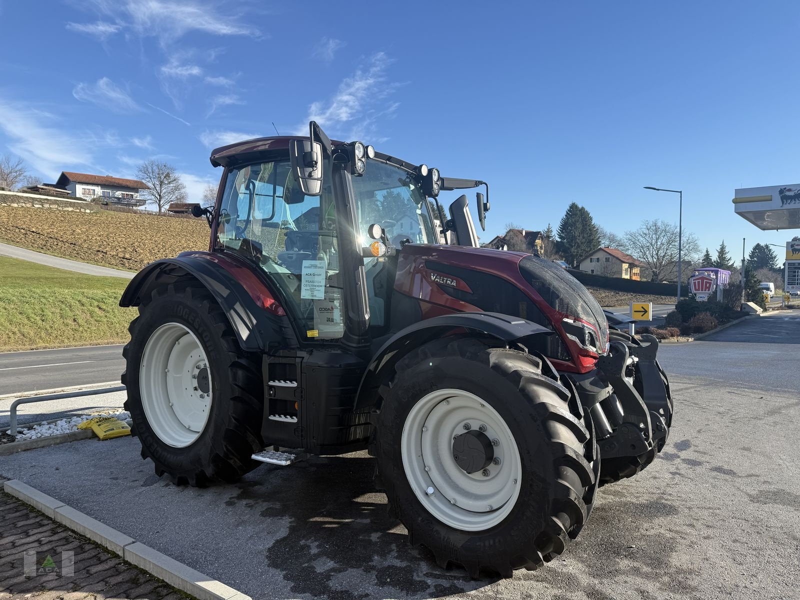 Traktor типа Valtra N135 Direct, Neumaschine в Markt Hartmannsdorf (Фотография 9)