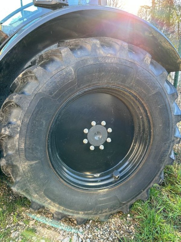 Traktor типа Valtra N135 DIRECT, Gebrauchtmaschine в MORHANGE (Фотография 3)