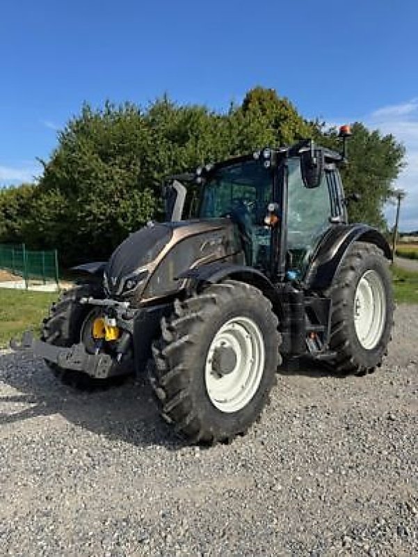 Traktor tipa Valtra N135 DIRECT, Gebrauchtmaschine u Muespach (Slika 1)